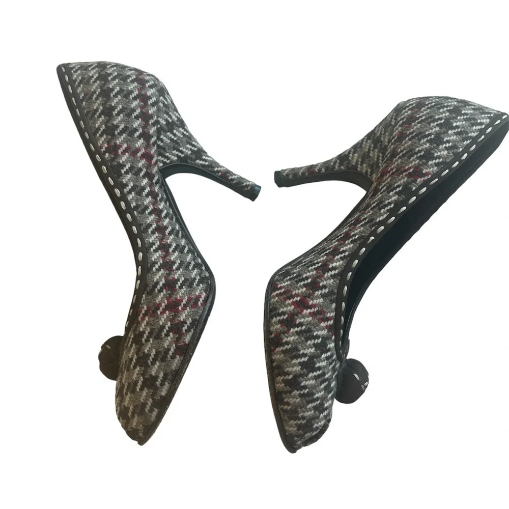 Prada Vero Cocio Check Rose Tweed Wool plaid rosette brown red heels size 36.5